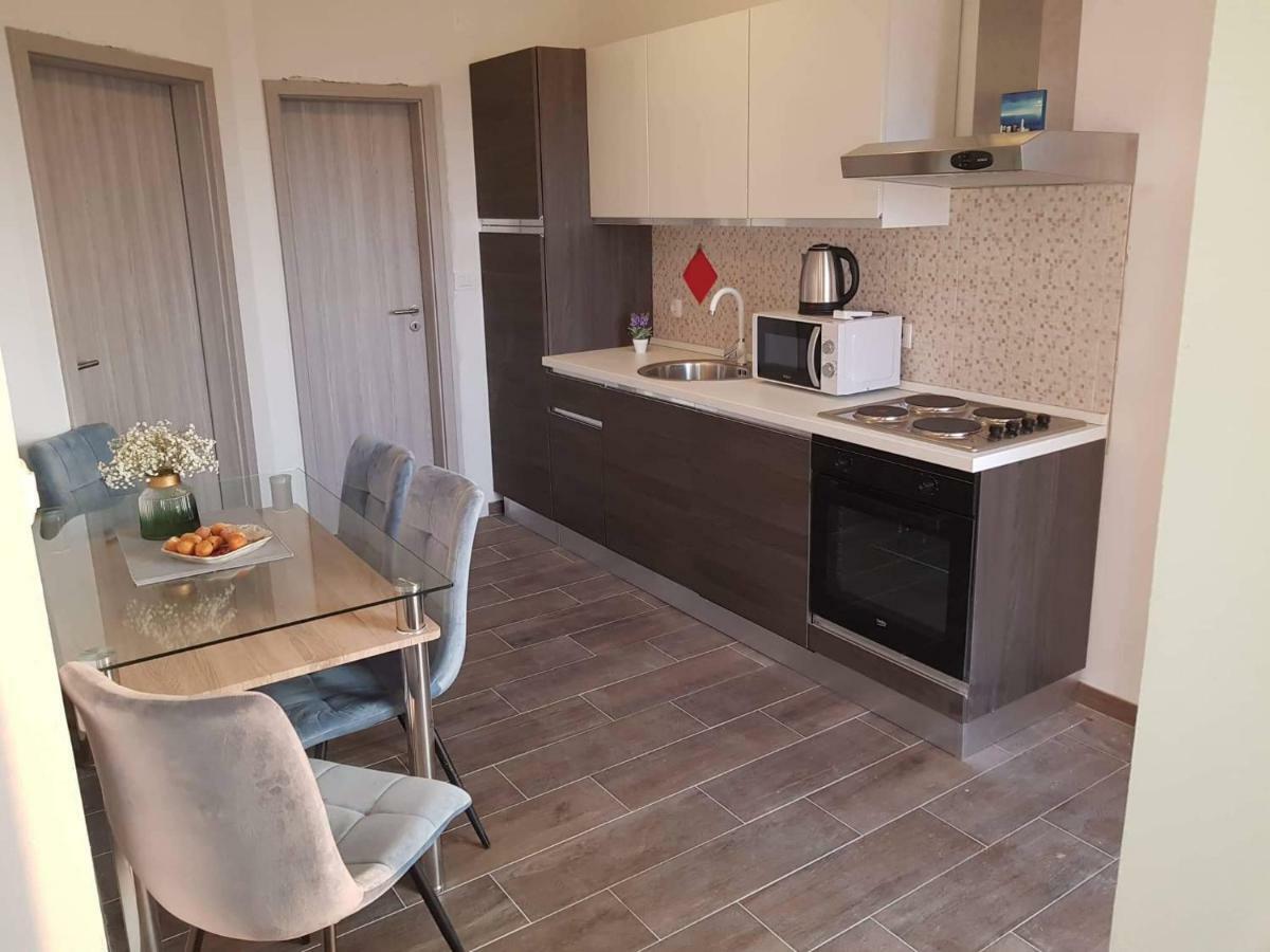 Appartement Luce I Miho *