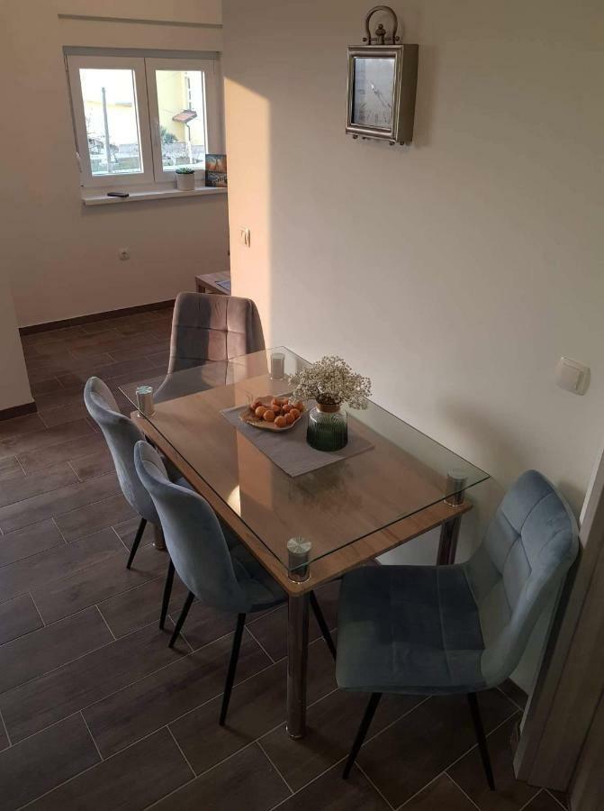 Luce I Miho Appartement *
