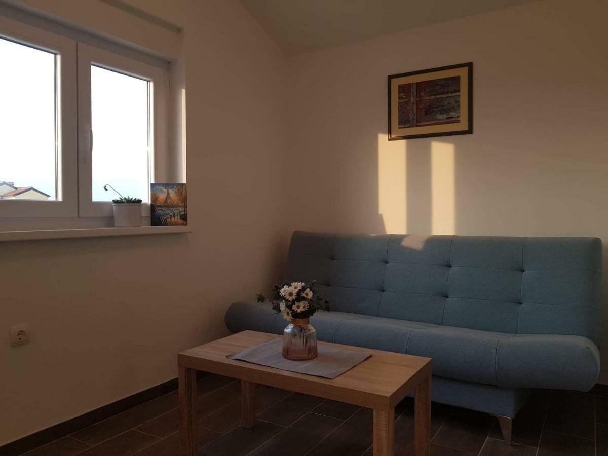 Apartment Luce I Miho Nin